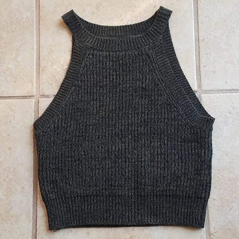 F21 halter crop top Small